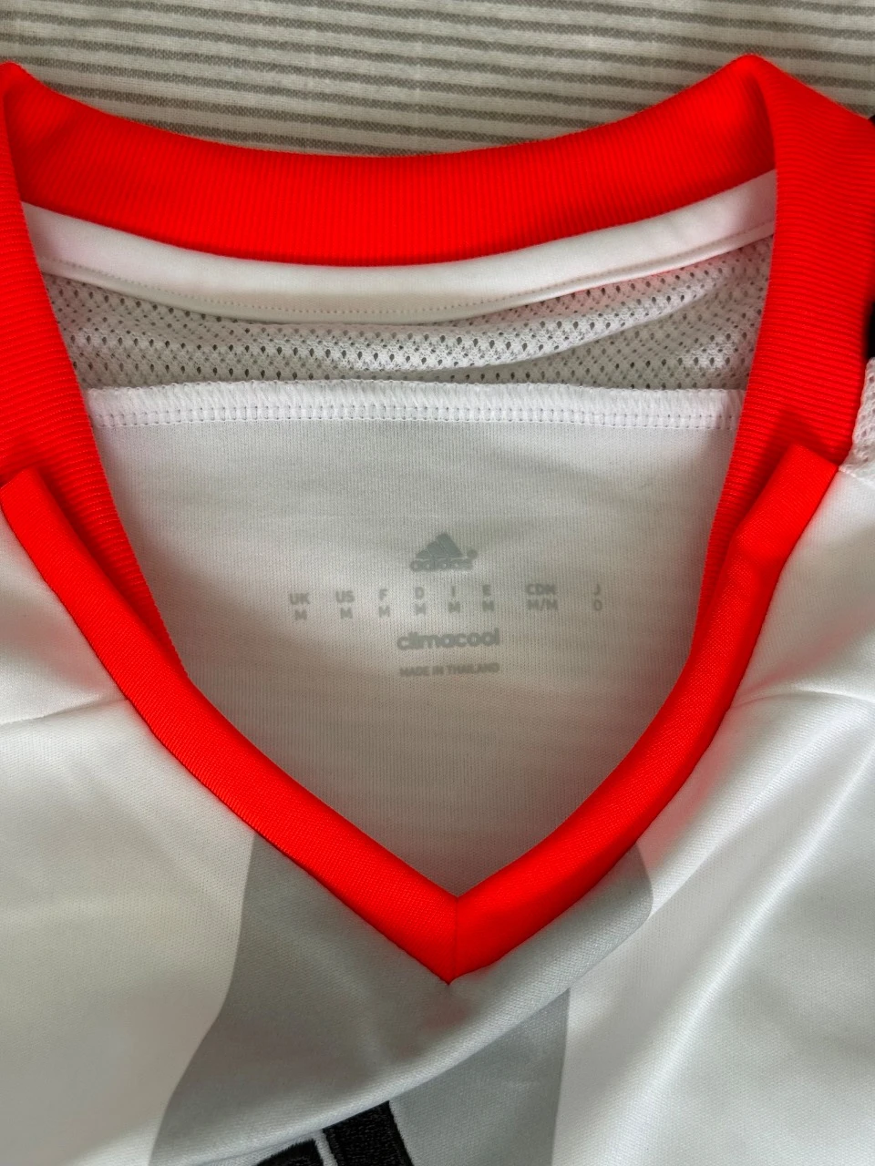 Camisola Auténtica Fulham 2014/25 – photo 6